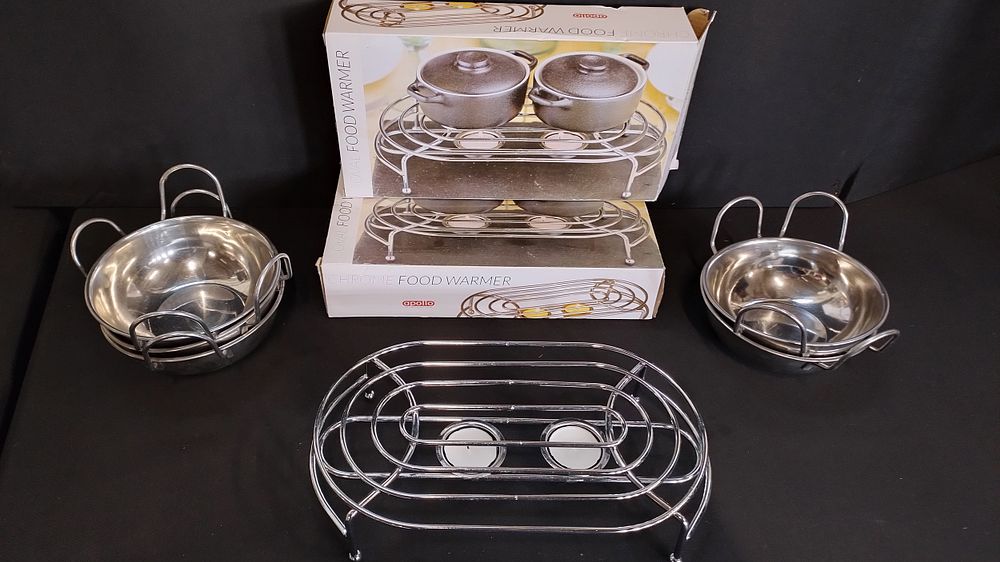 Lot 325: 2 X food warmers boxed and 5 metal...