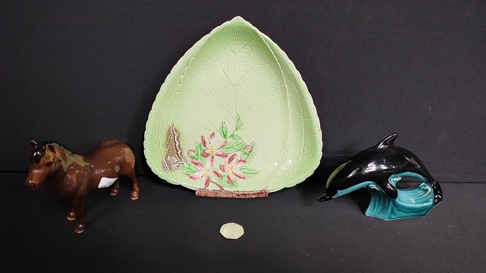 Lot 337: Beswick Horse Shetland Pony, Vintage Carlton Ware Apple...