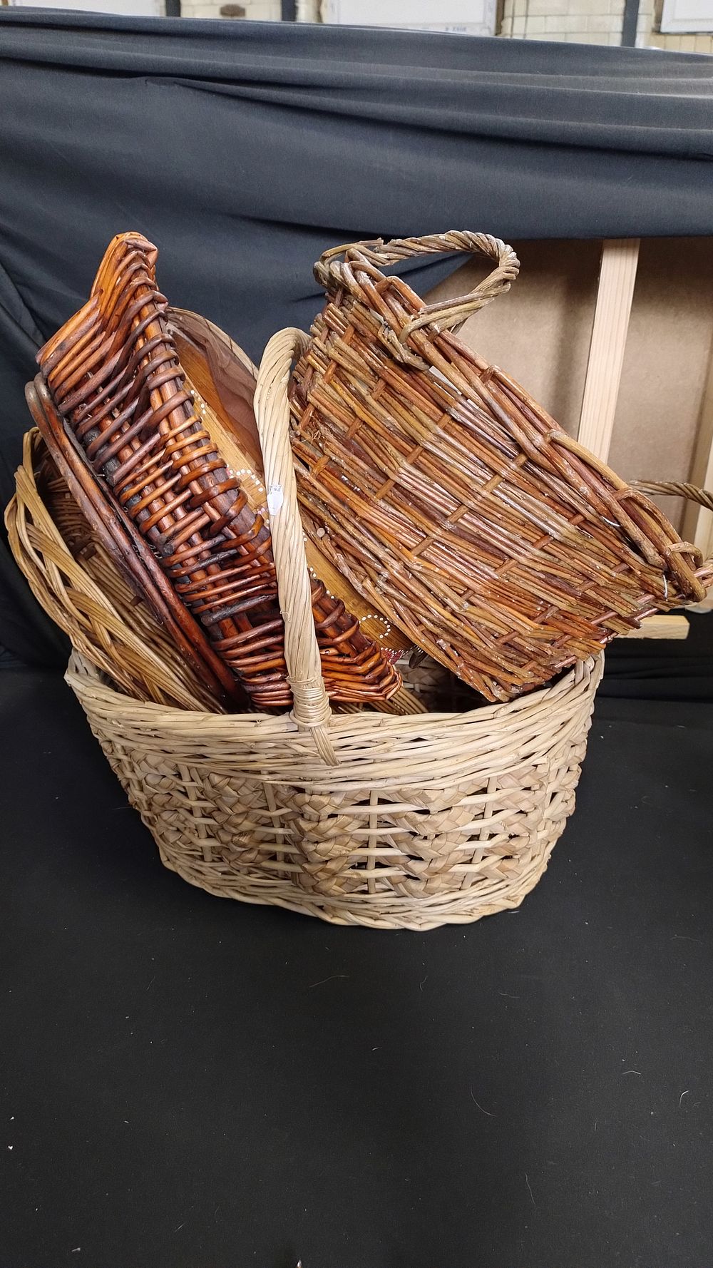 Lot 345: Selection of wicker baskets