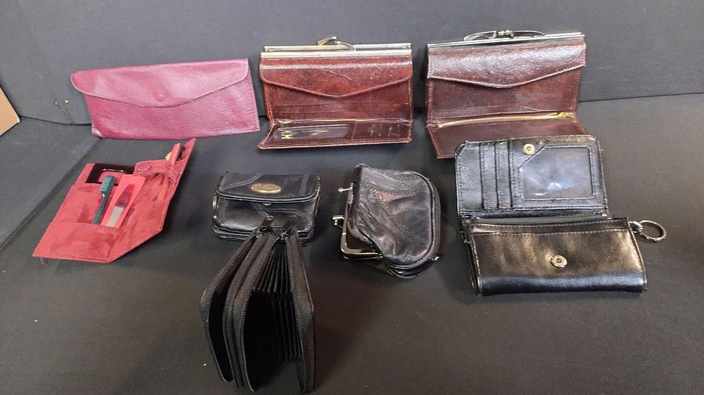 Lot 349: Bundle of purses including leather and a travel...