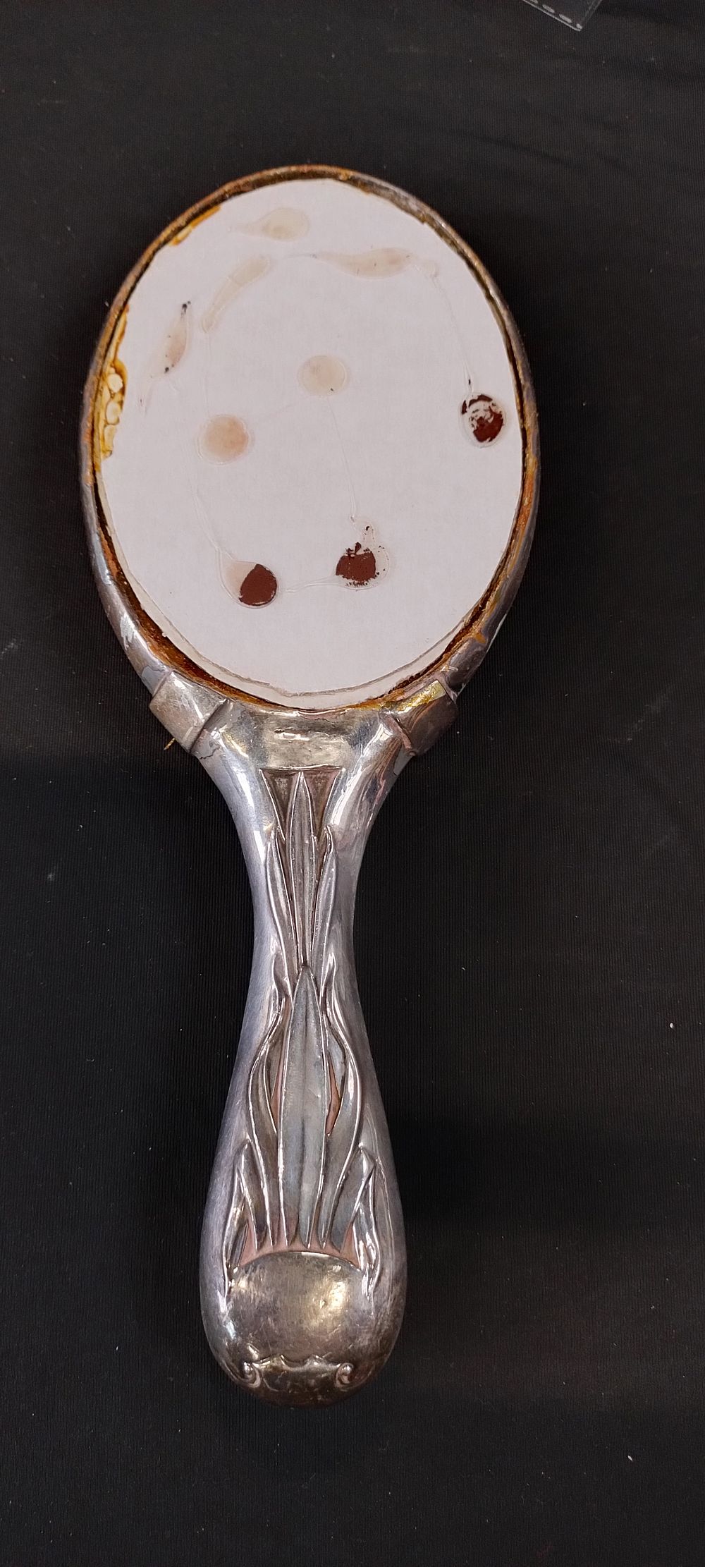 Lot 475: Sterling silver Edwardian hand mirror with hallmark