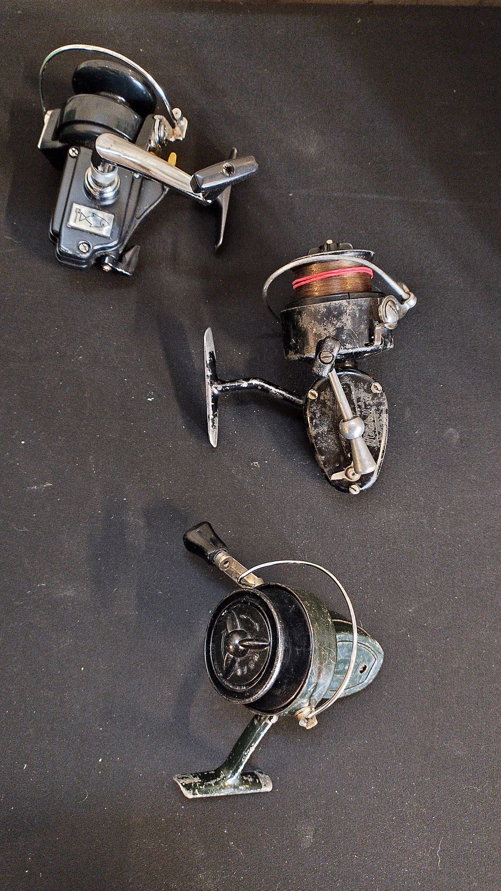 Lot 490: 3 fishing reels, Winfield Spinfisher 88, Vintage Mitchell...