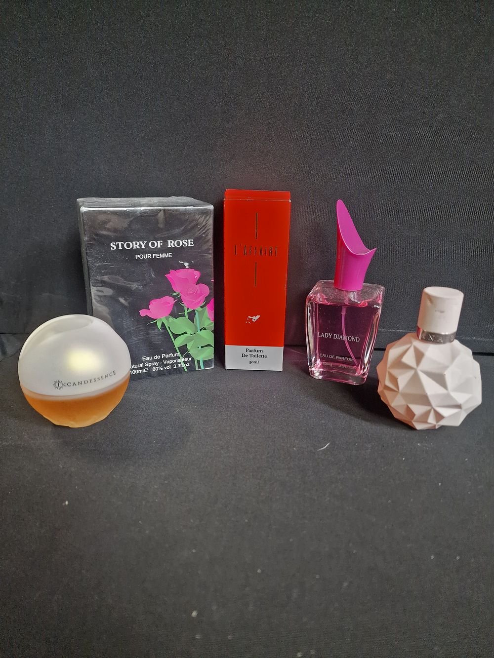 Lot 154: Selection of Ladies Perfume and Scents