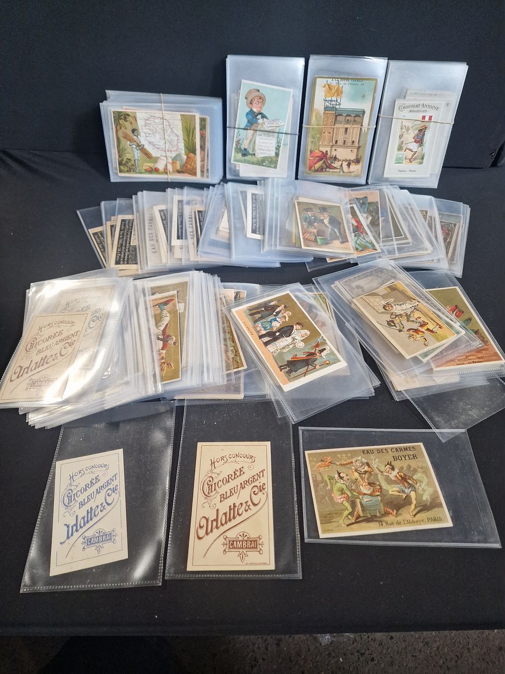 Lot 156: Large Selection of Vintage French Trading/ Advertising Cards Illustrations