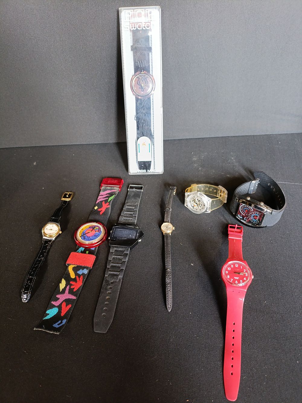 Lot 213: Selection of vintage watches including Pop Swatch, Disney,...