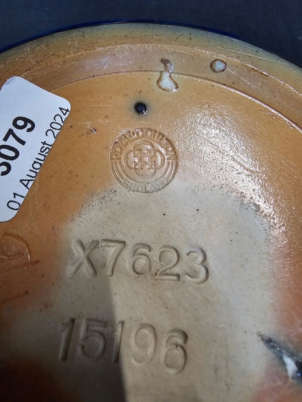 Lot 65: Royal Doulton Stoneware ashtray X7623 15196 signed MB...