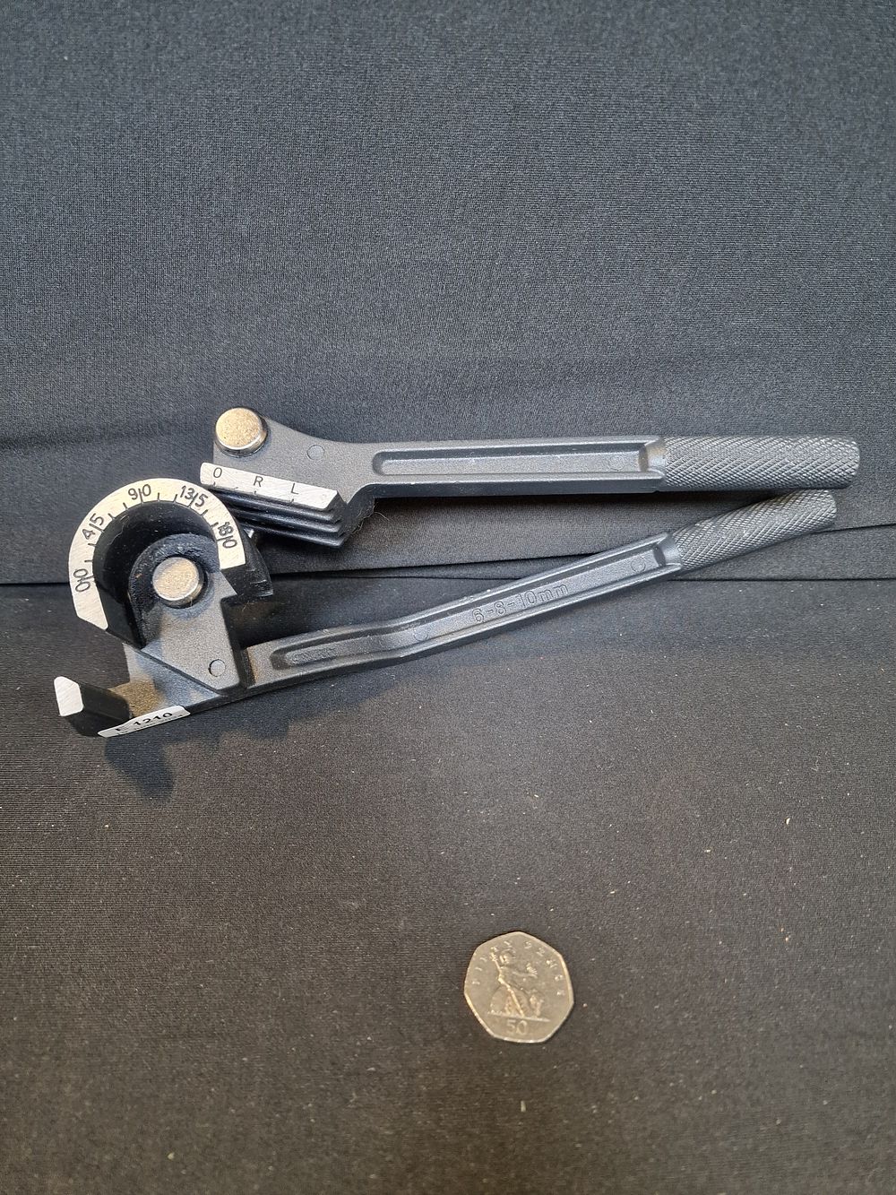 Lot 71: Mini Pipe Bender Tool 6-8-10mm