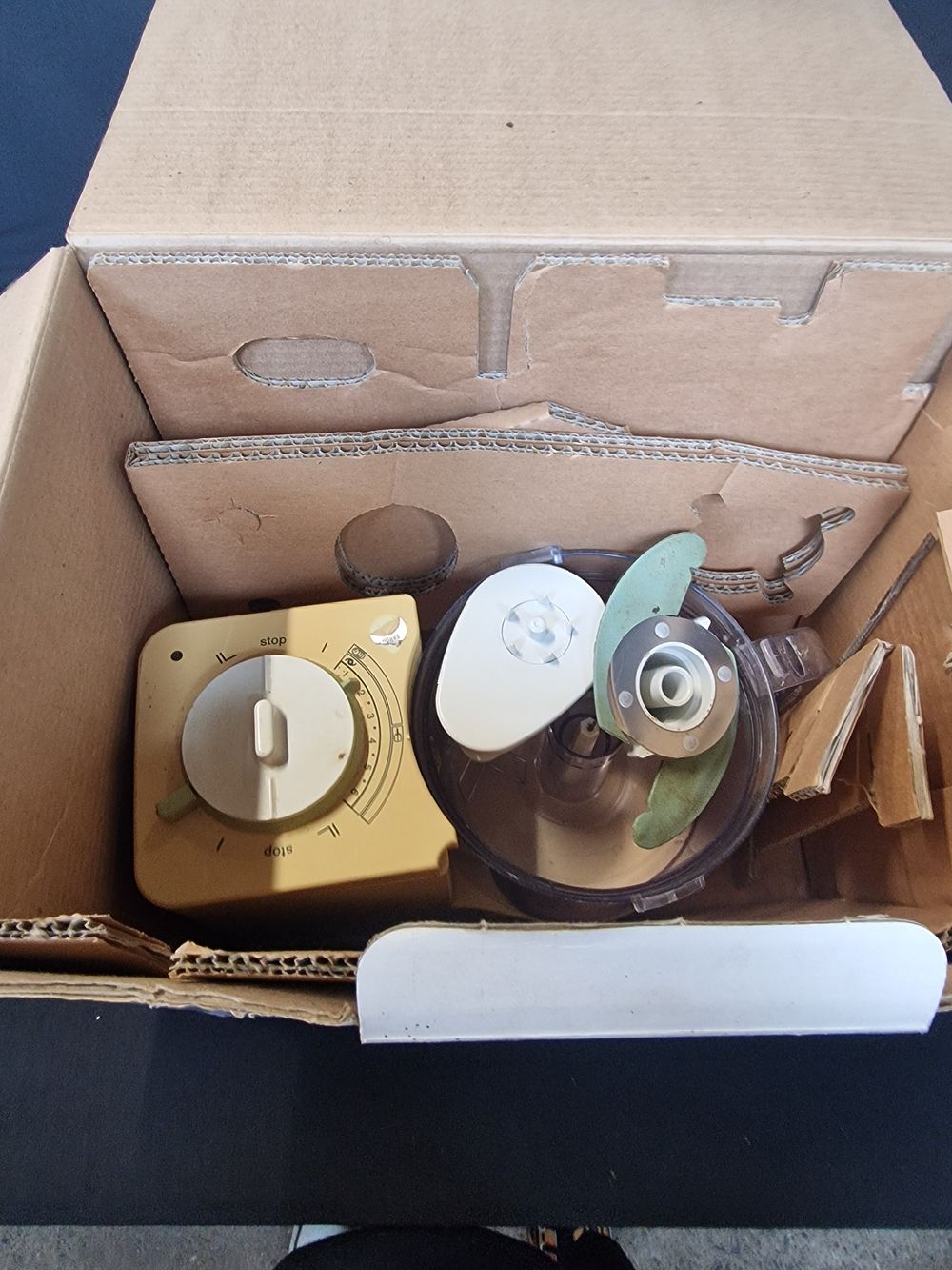 Lot 73: Braun Multipractic Deluxe Food Processor Variable Speed Control