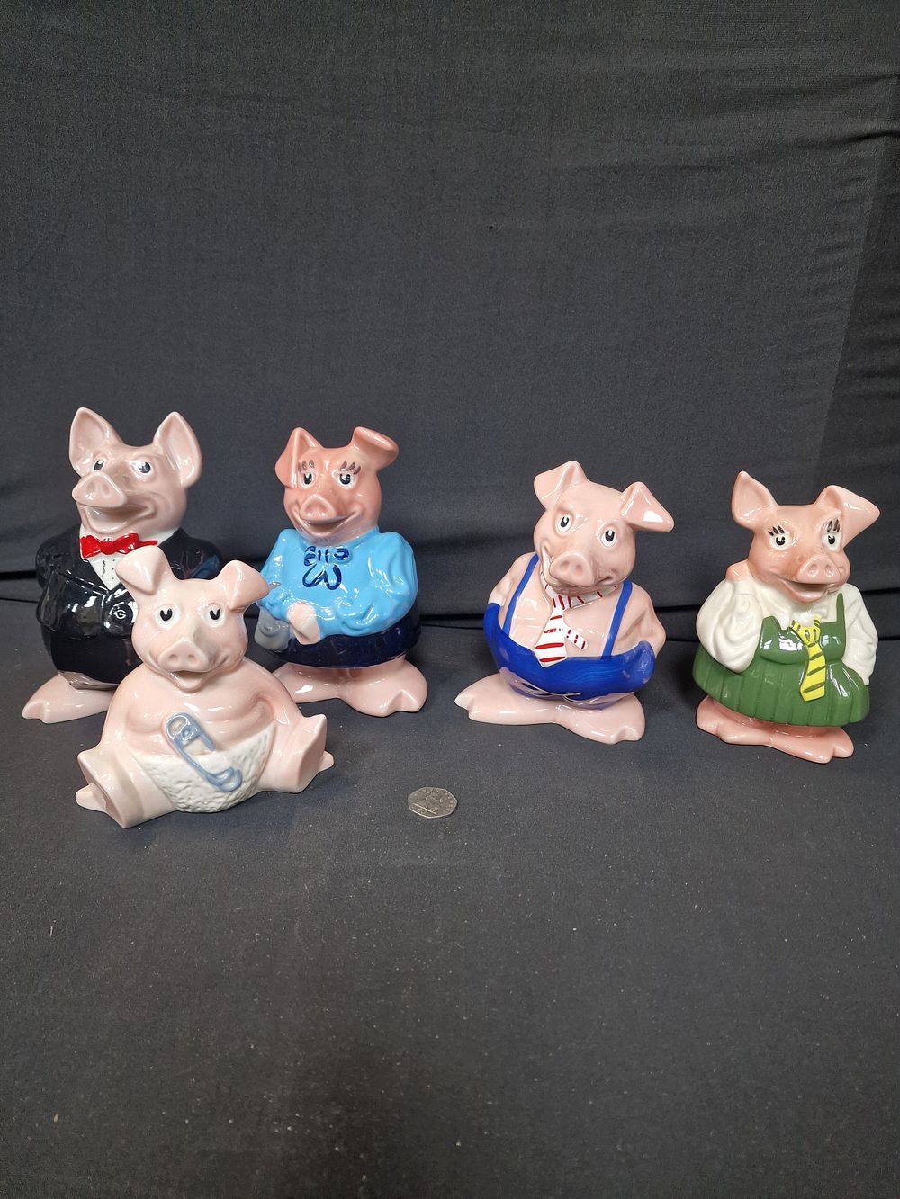 Lot 75: Set of 5 Collectable Nat West Pigs. All...