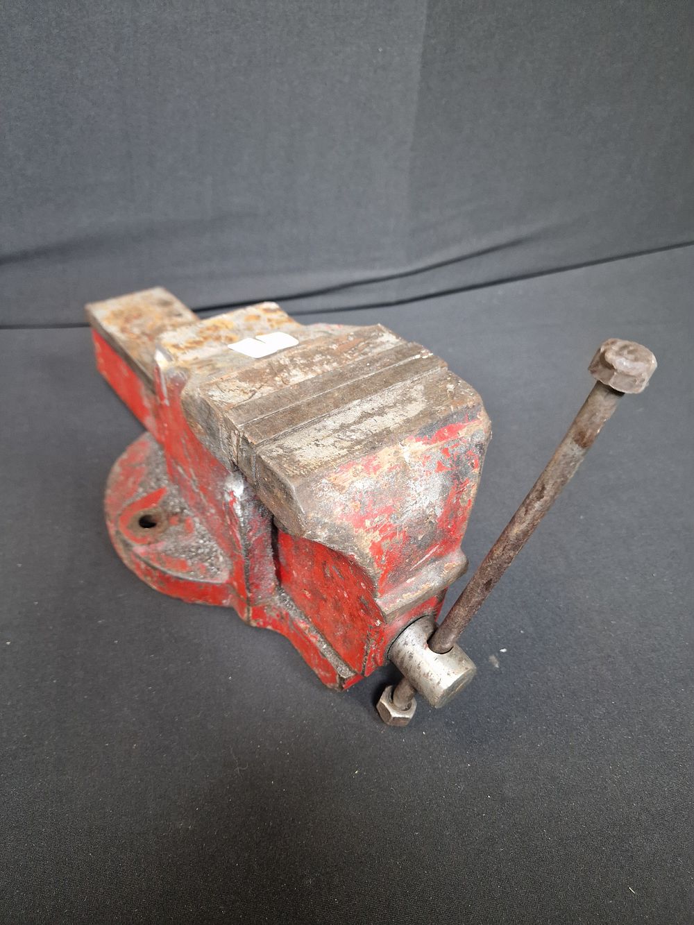 Lot 82: 4" Engineers Vice