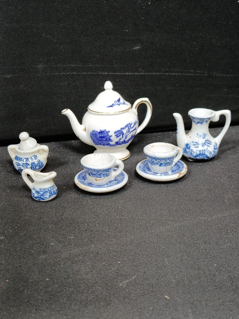 Lot 112: Miniature Blue and white tea set ideal for...