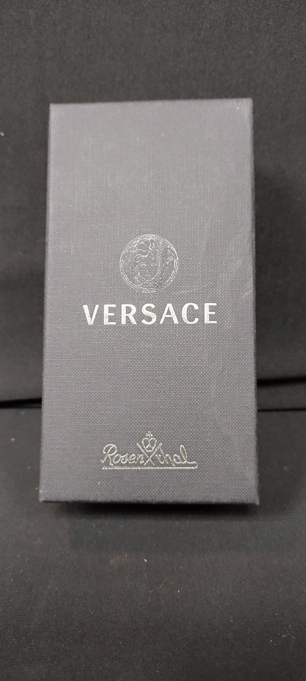Lot 149: VERSACE Crystal amber medusa bottle stopper by ROSENTHAL...