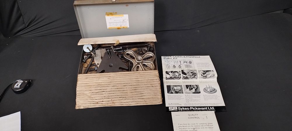 Lot 159: Vintage Sykes-Pickavant Ltd, 851 x Clutch and Flywheel...