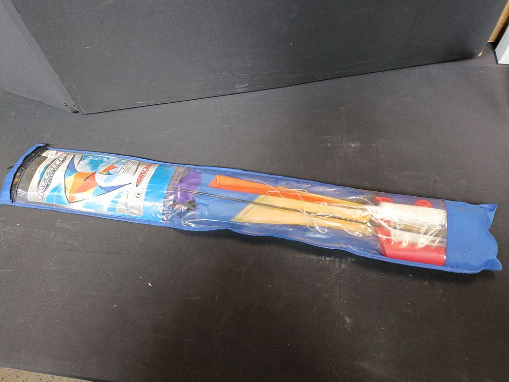 Lot 197: Freestyle Ninja Stunt Kite in carry case