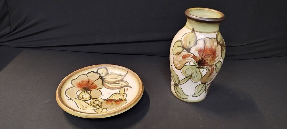 Lot 289: Langley pottery with floral design vase measures approx...