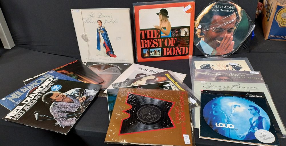 Lot 357: Selection of 58 vynil albums various artists and...