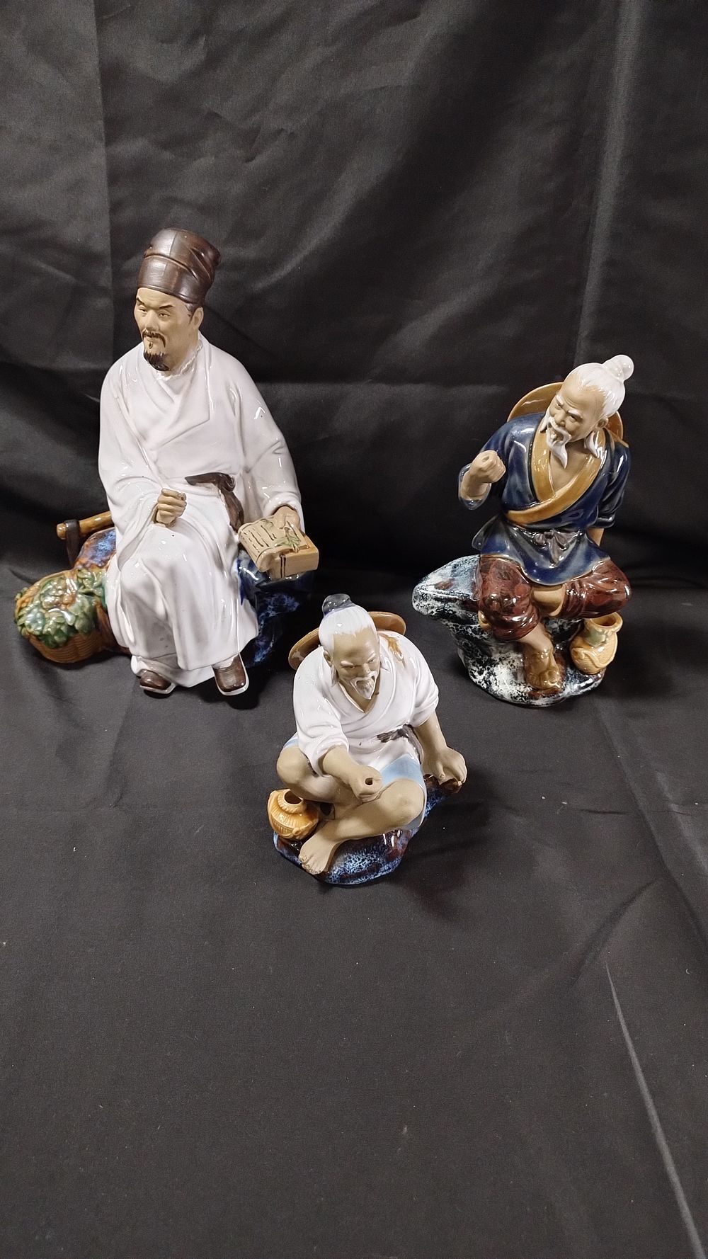 Lot 407: 3 Chinese Mud men various sizes A/F