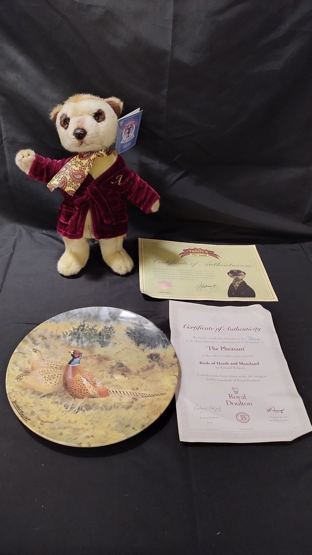 Lot 440: Royal Doulton, The Pheasant collectors plate and a...