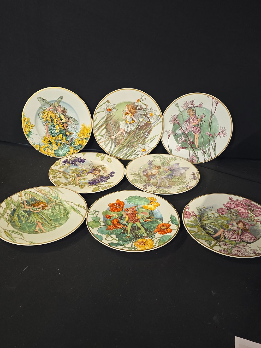 Lot 472: Eight Heinrich Villeroy & Boch plate collectuon Fairies...