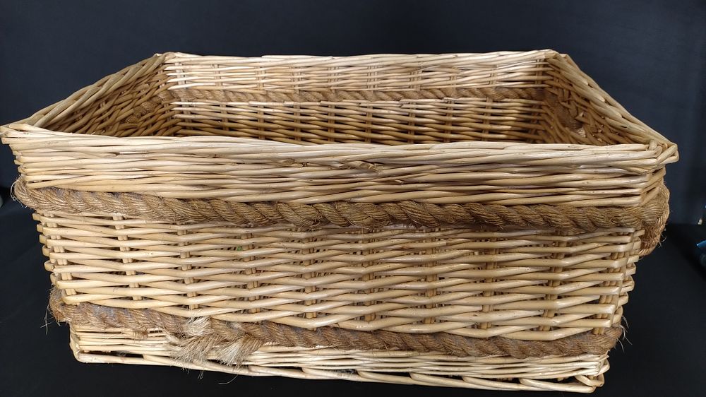 Lot 66: Wicker basket with rope handles measures approx H...