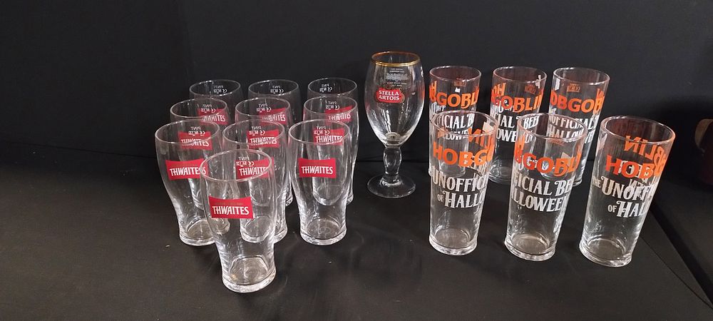 Lot 86: Collection of 6 x hobgoblin straight pint glasses,...