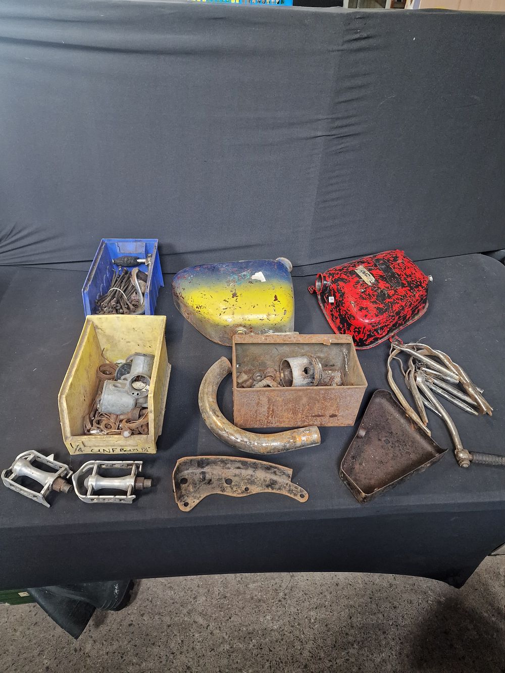 Lot 110: Mixed Lot of Motorcycle and Bicycle Parts