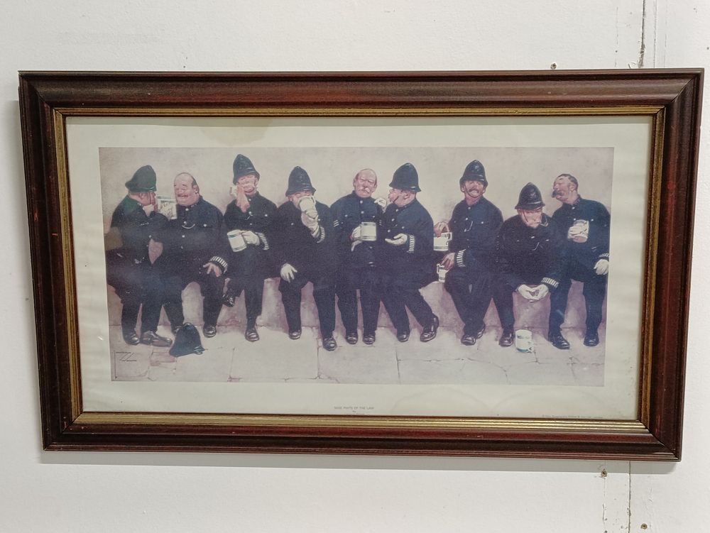 Lot 192: Framed Lawson Wood print of "Nine pints of...
