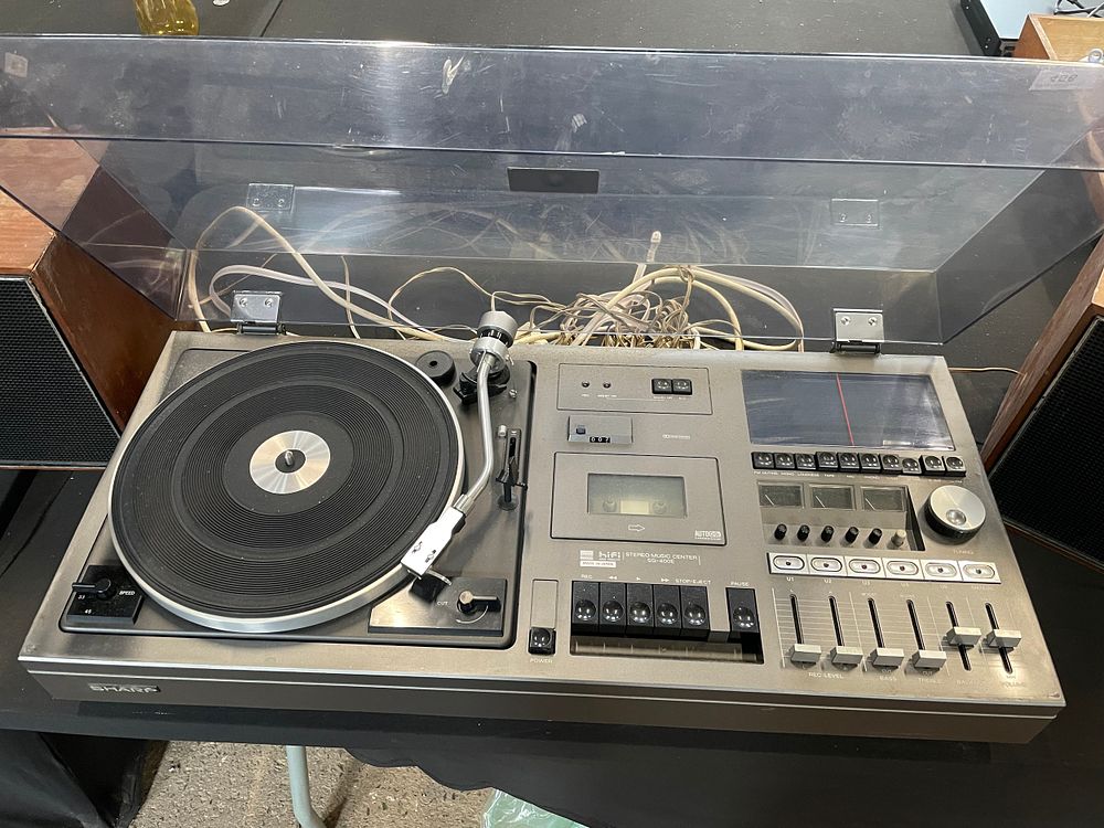 Lot 266: A vintage 20th century Japanese Sharp Hi-Fi stereo...