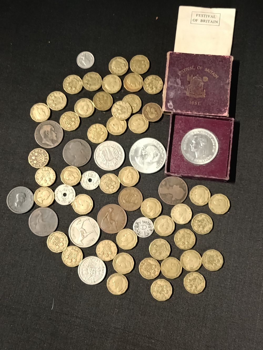 Lot 128: Selection of mixed currency dating as far back...
