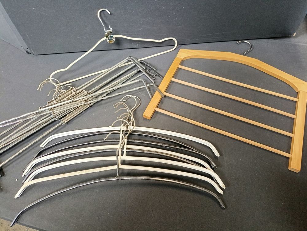 Lot 344: Selection of vintage coat/trousers hangers