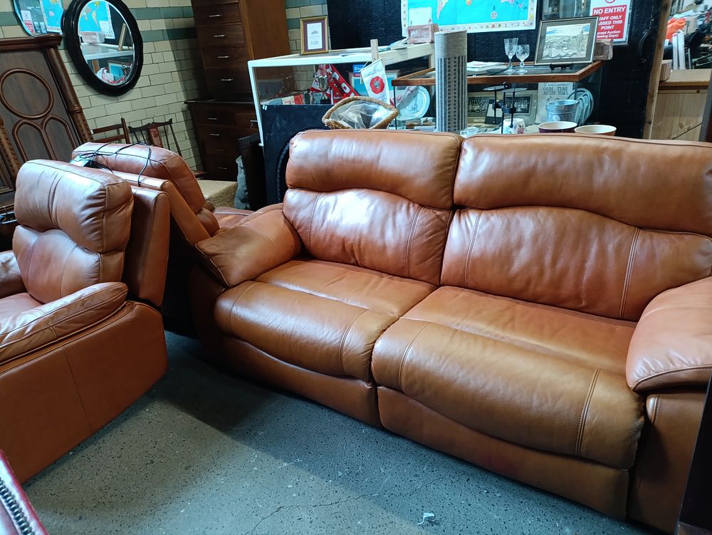 Lot 226: 3 piece Tan leather set including sofa and...