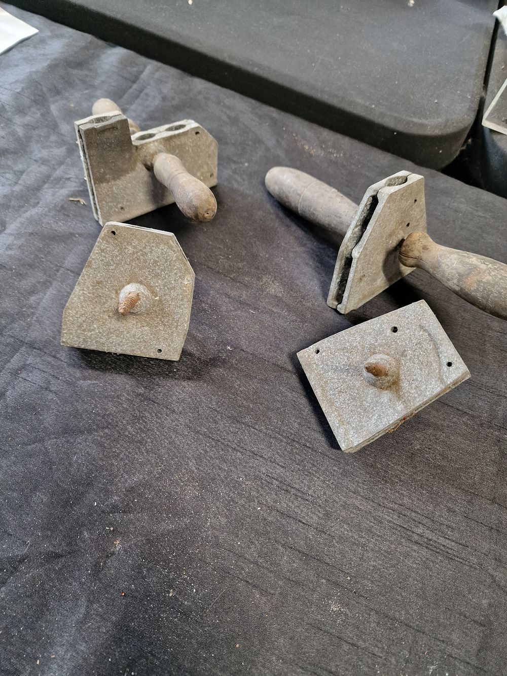 Lot 371: Selection of Vintage Toy Soldiers Metal Moulding Tools