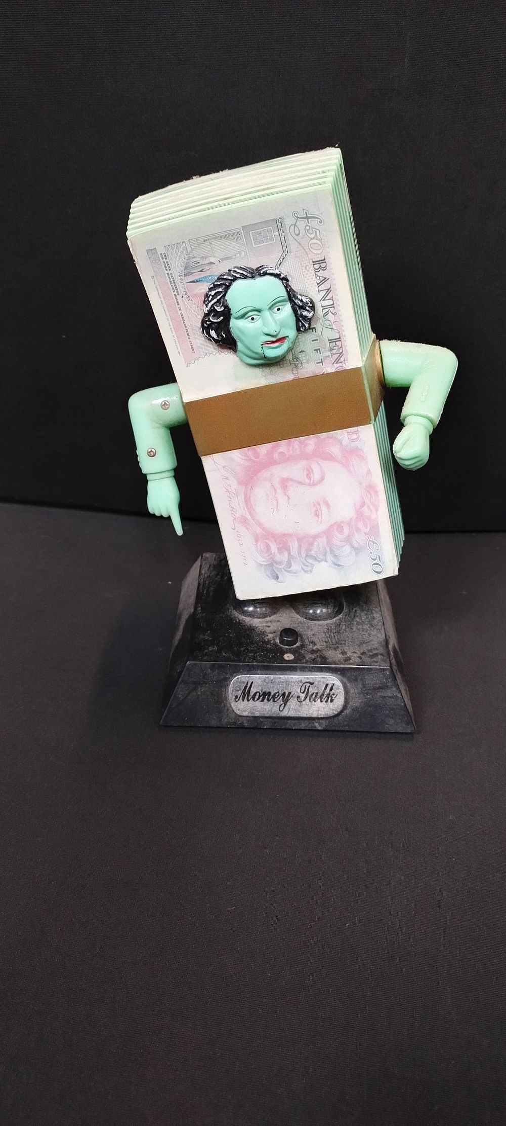 Lot 30: Vintage Animated talking money talk toy