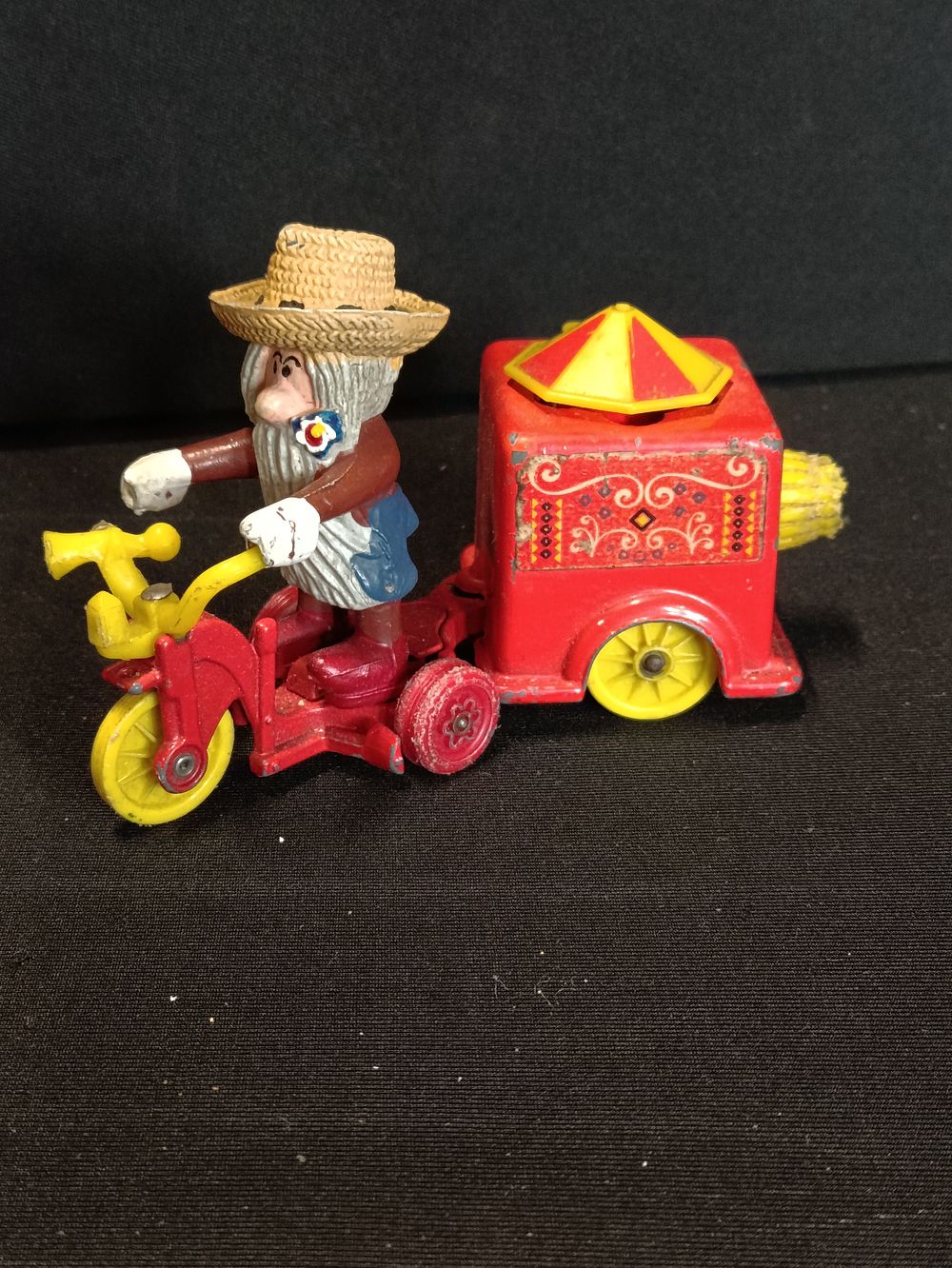 Lot 69: Corgi Magic Roundabout Tricycle Mr Mchenry and Zebedee