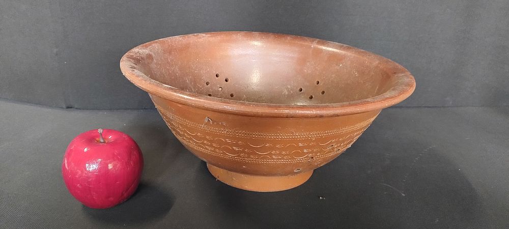 Lot 119: Brown Stoneware Cullender . Measures approx H 13...