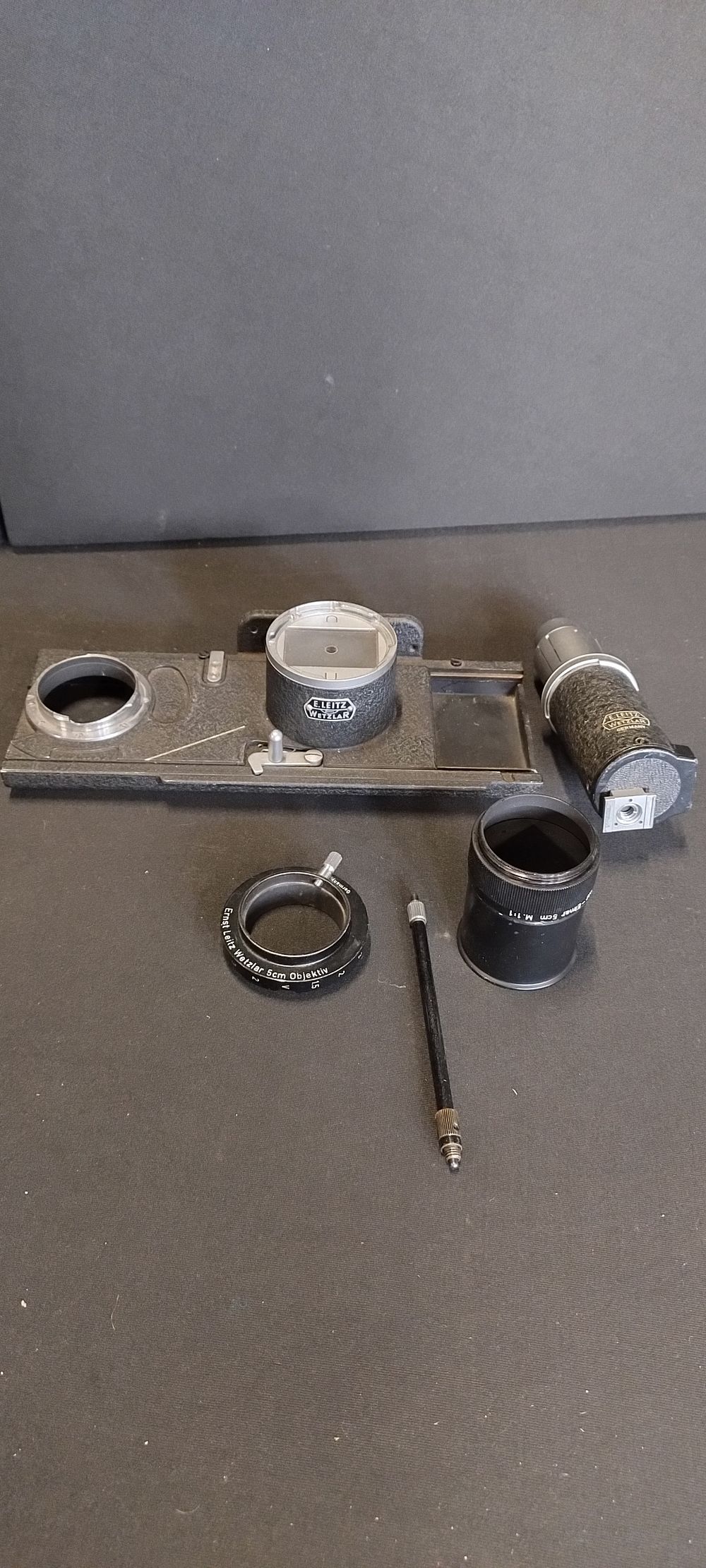Lot 129: E.Leitz Wetzlar Germany, Focoslide- M set