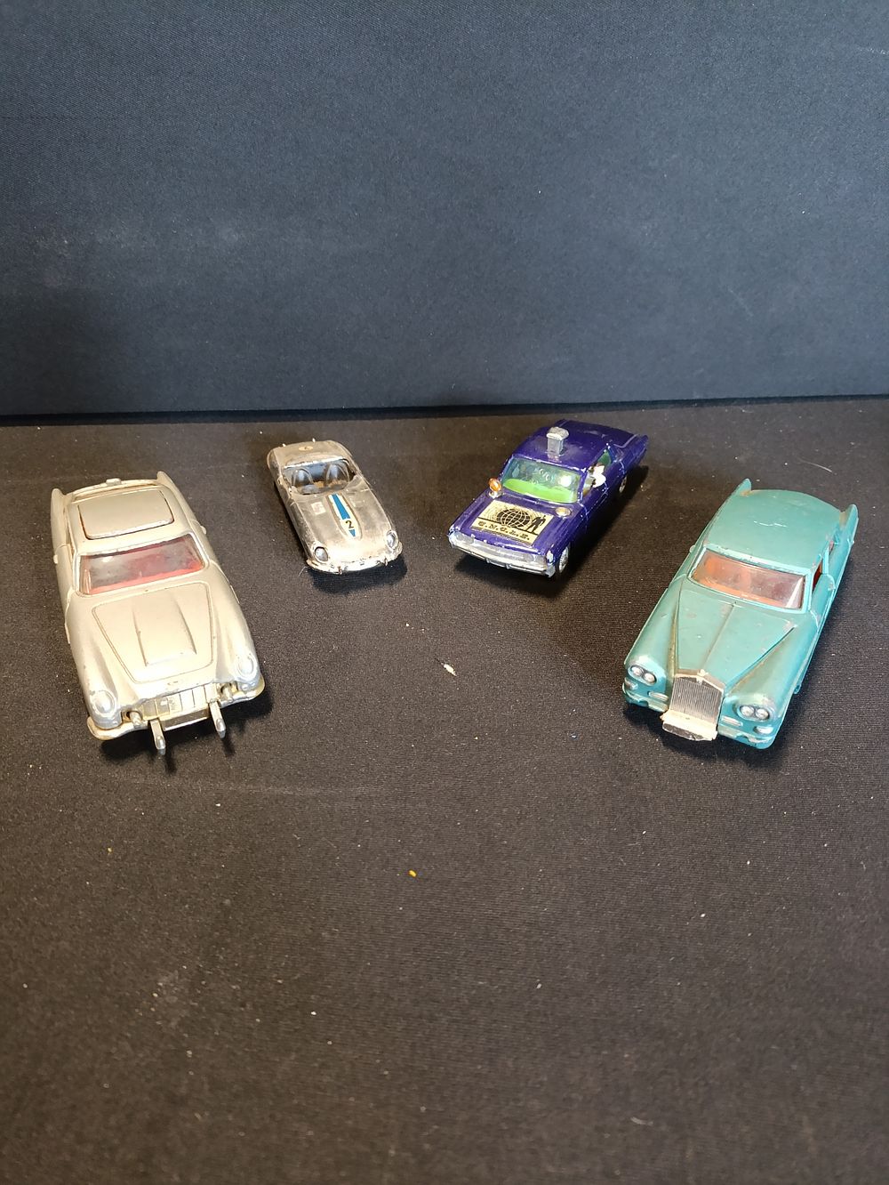 Lot 199: Collection of vintage model cars including a Corgi...