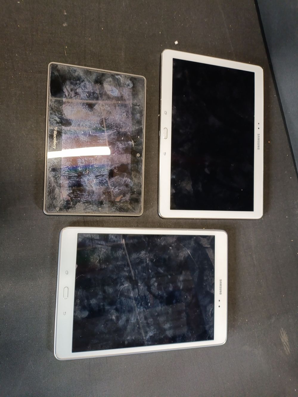 Lot 224: 2 Samsung and 1 Blackberry tablets, spares and...