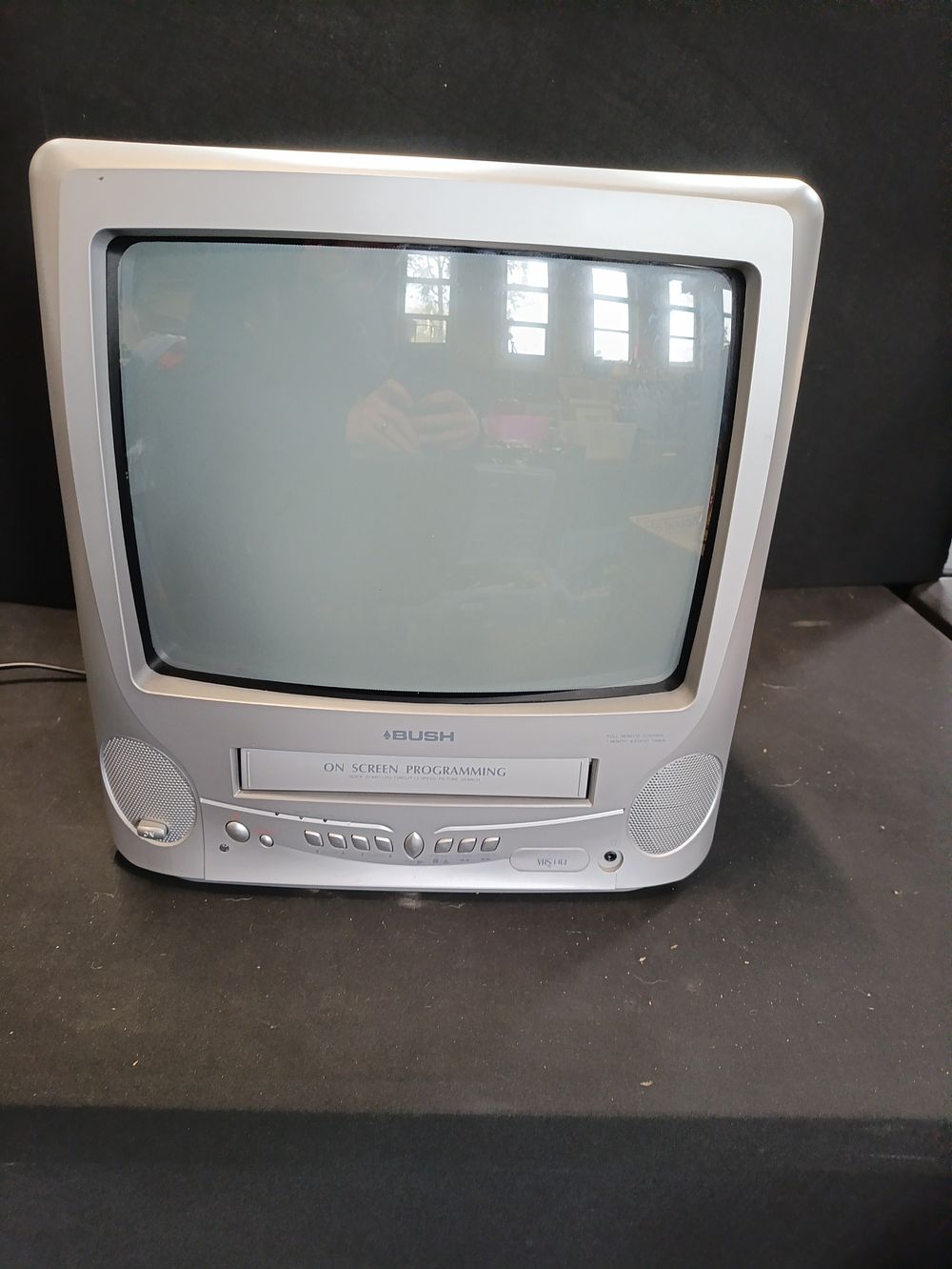 Lot 230: Retro Bush BTV18SIL/VA 14" Inch CRT Television with...