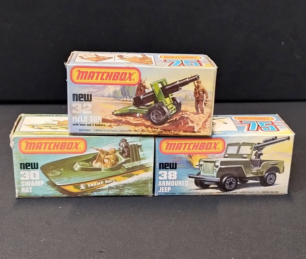 Lot 290: 3 x vintage, Boxed Matchbox diecast vehicles, field...