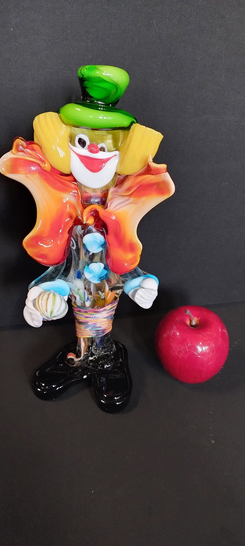 Lot 321: Vintage 70's Murano clown measures approx H 29...