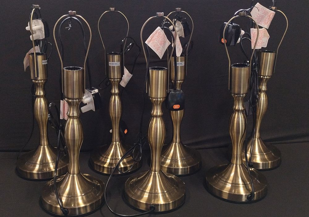Lot 400: 7 x new vintage brass coloured table lamps...