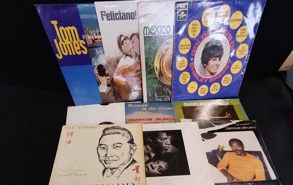 Lot 168: 10 various artists and genres vinyl albums, Tom...