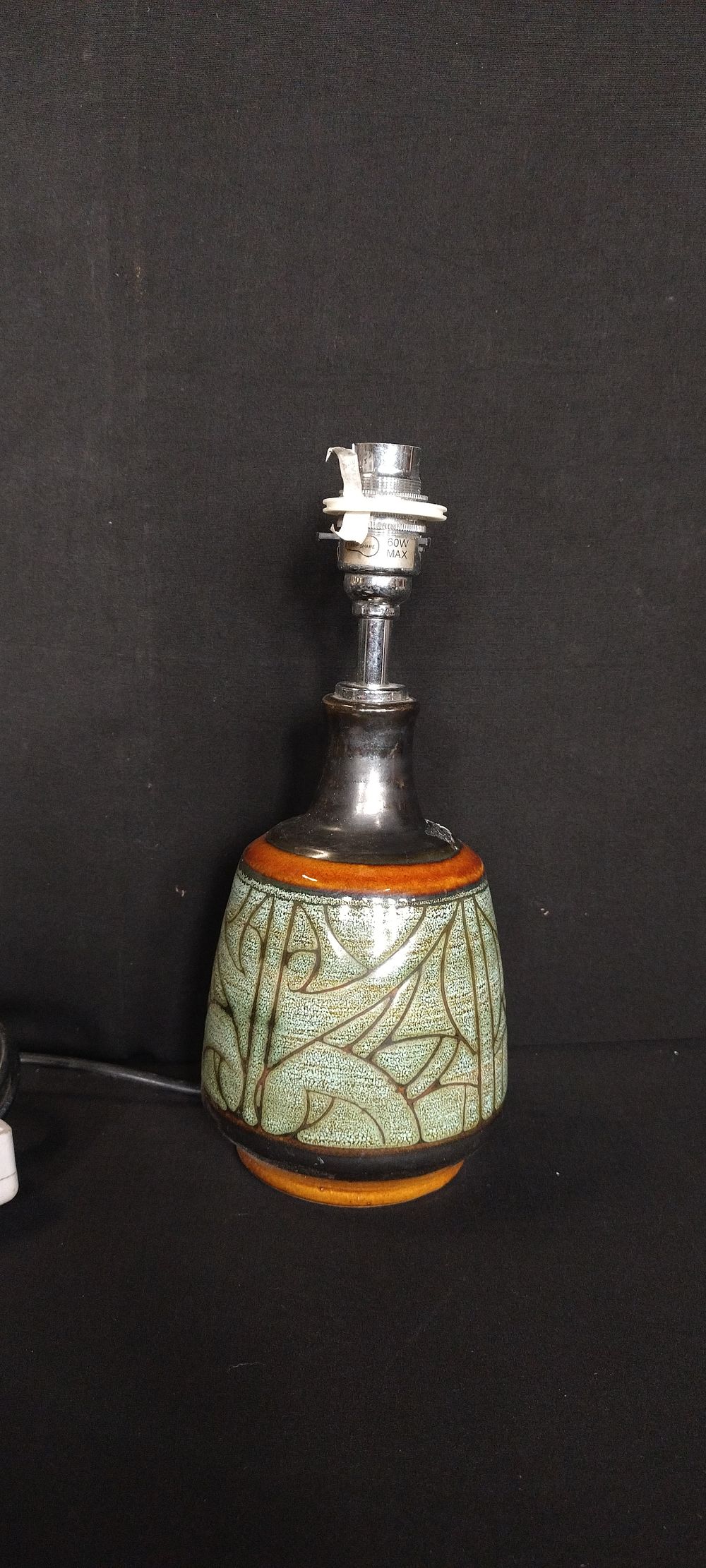 Lot 173: Newlyn Celtic pottery table lamp. Measures approx H...