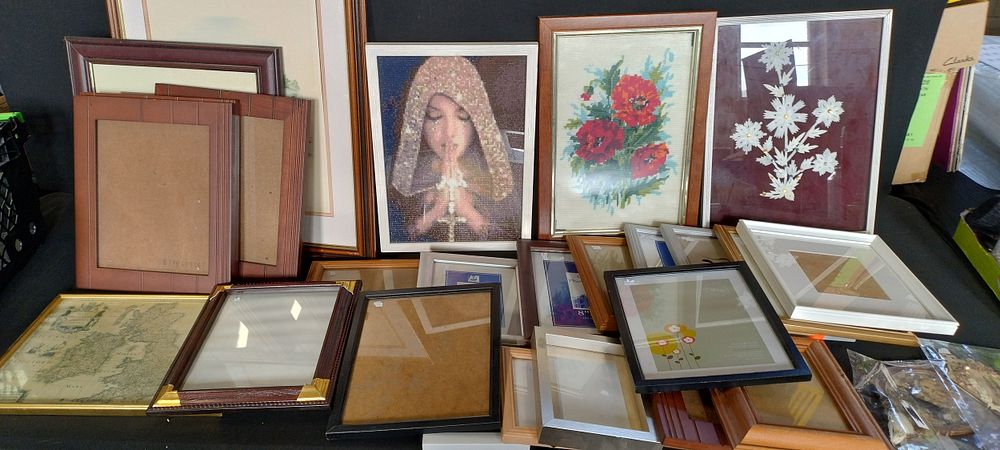 Lot 175: Collection of picture frames and pictures various sizes