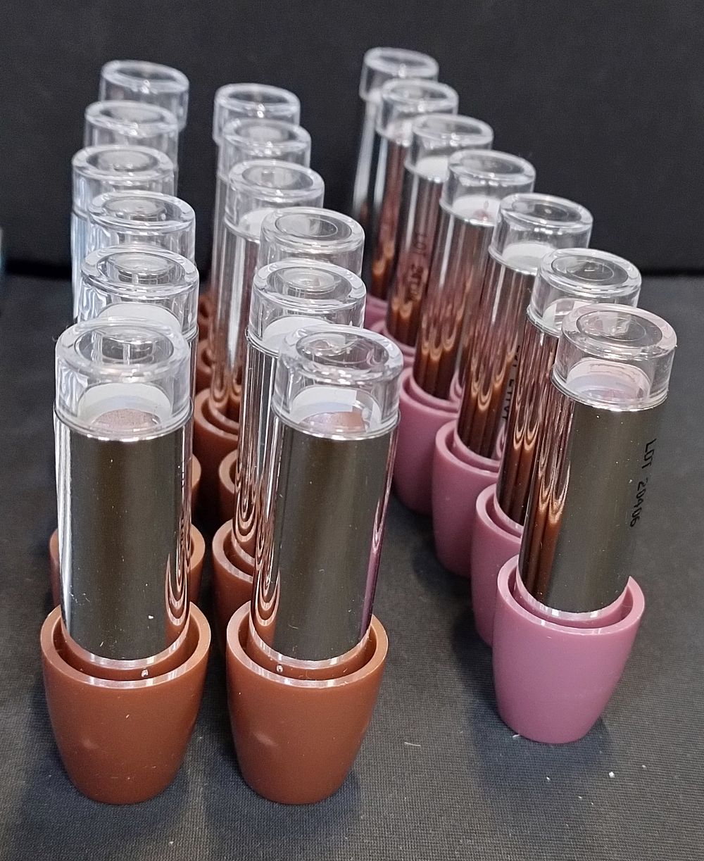 Lot 370: 3 X tubs of cosmetics including 19 X...