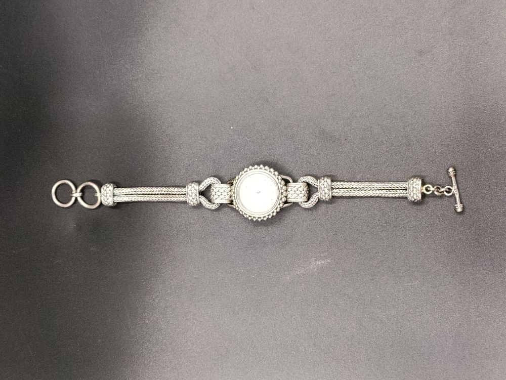 Lot 33: Vintage Sterling Silver Suarti watch, approximately 19cm in...