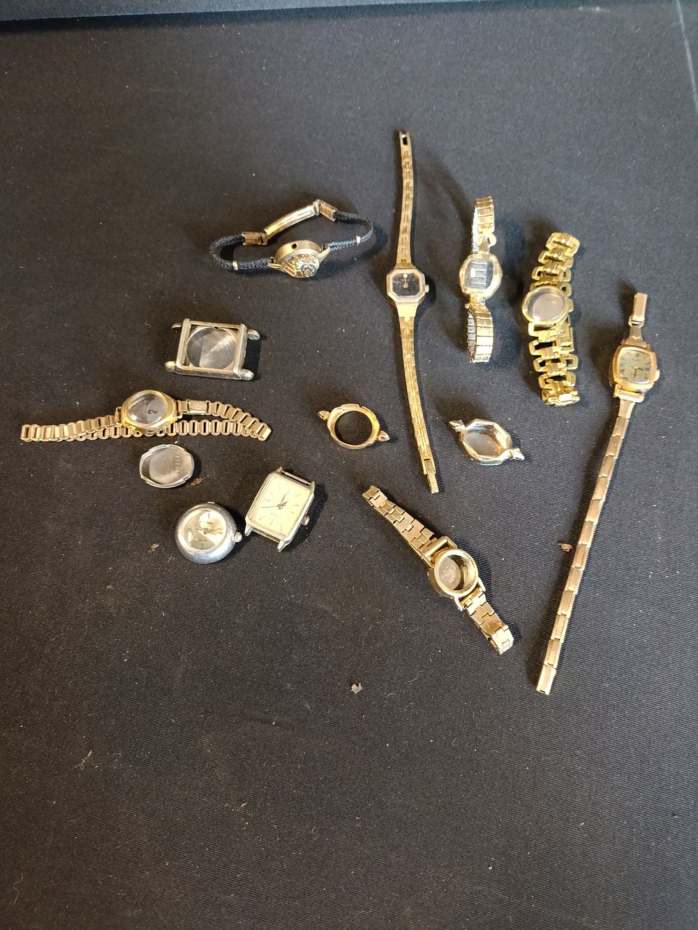 Lot 473: Vintage watches & parts including Rotary, Bulova and...