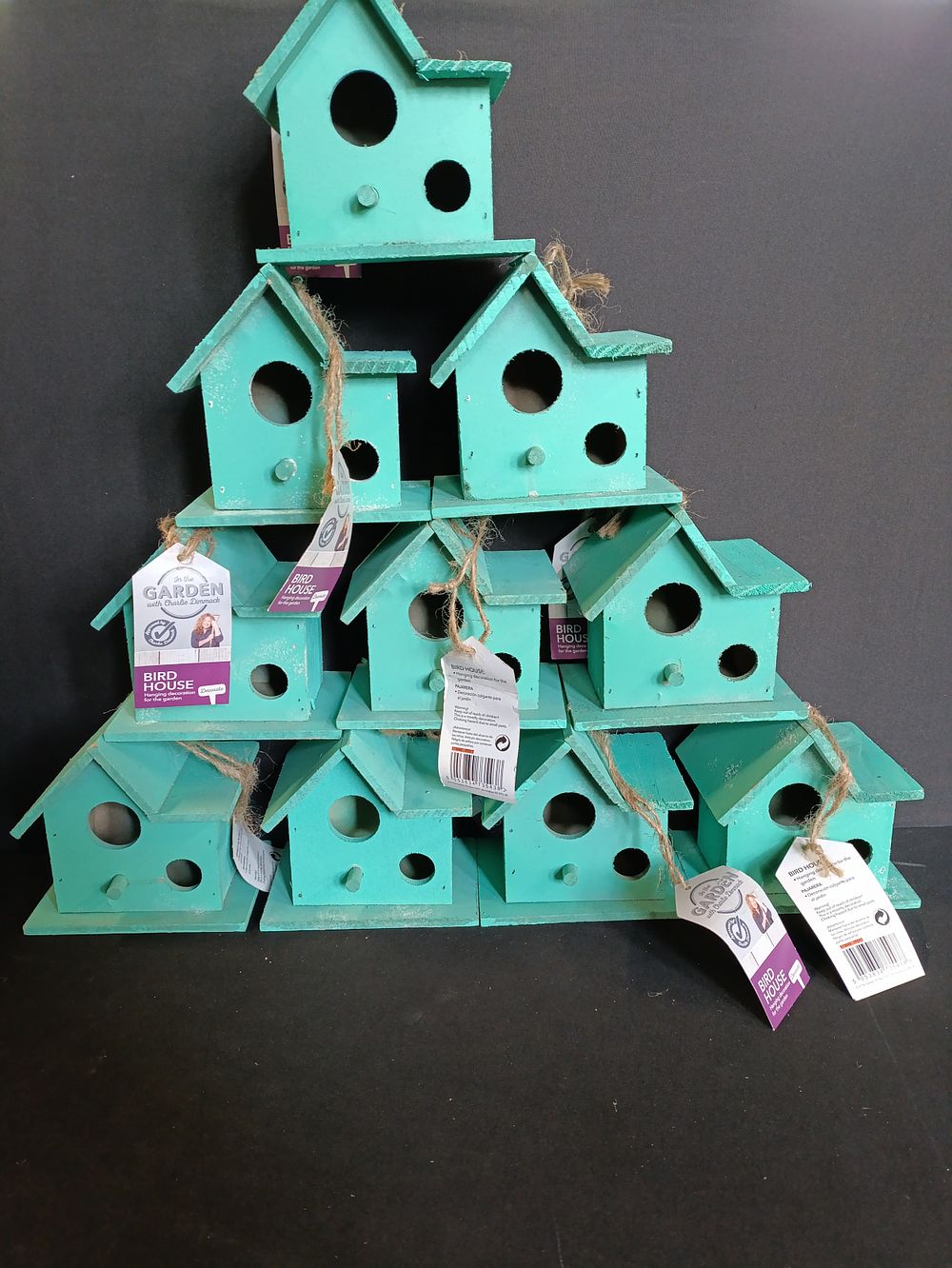 Lot 478: 10 brand new Green hanging bird houses