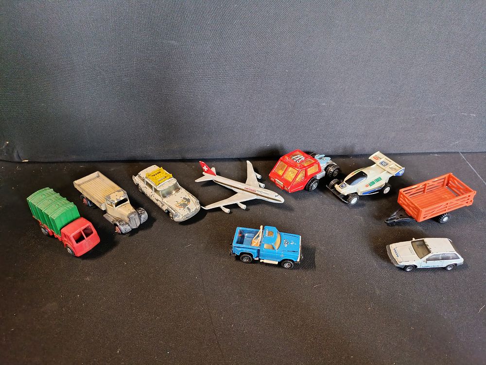 Lot 485: Selection of vintage diecast model vehicles including Dinky,...